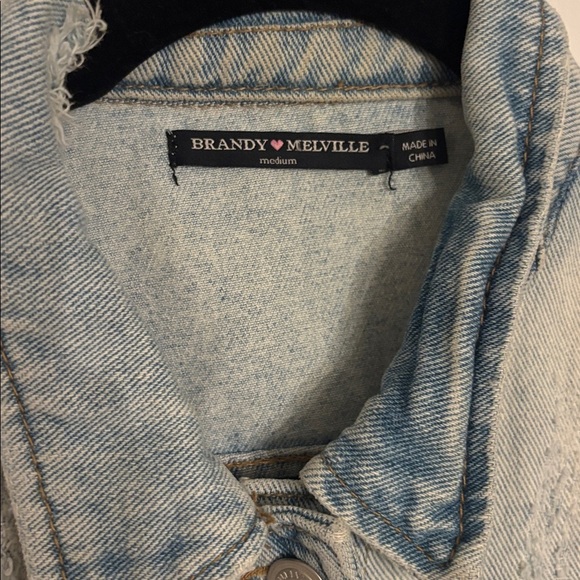 Brandy Melville 💖 Denim Jacket size Medium - Picture 4 of 6